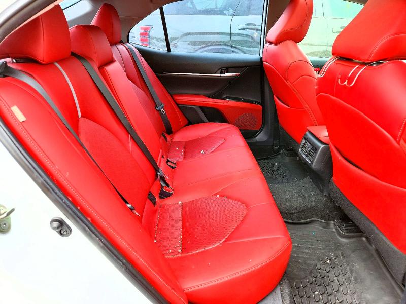 Продаж на аукціоні авто 2019 Toyota Camry, vin: 4T1B61HK0KU294588, номер лоту: 52916616
