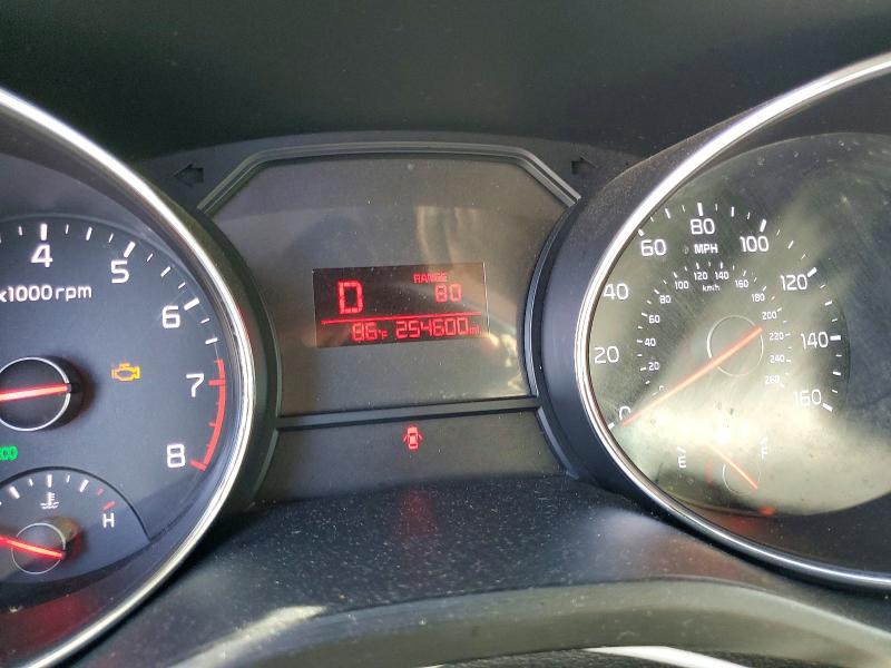55814846 :رقم المزاد ، KNDMB5C18G6105678 vin ، 2016 Kia Sedona مزاد بيع
