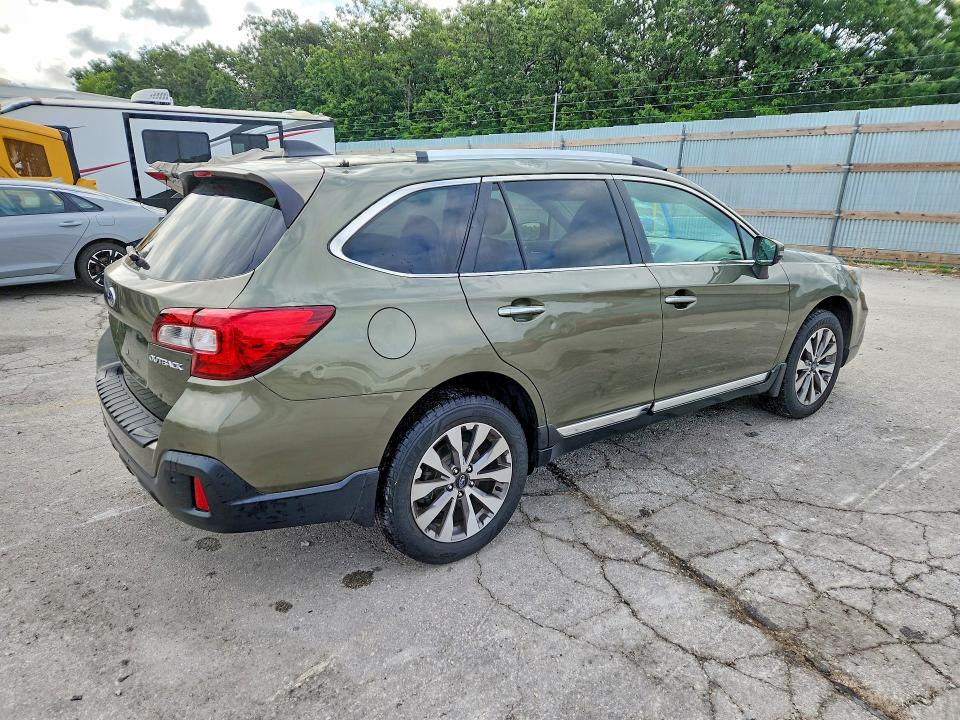 2018 Subaru Outback მანქანა იყიდება აუქციონზე, vin: 4S4BSATC0J3396263, აუქციონის ნომერი: 56274446