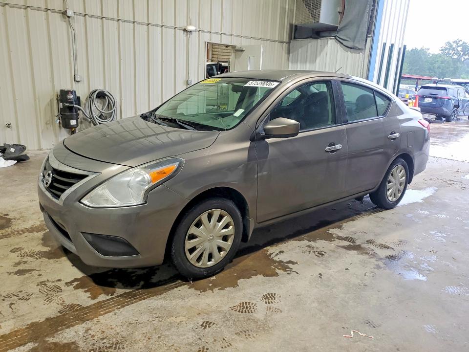 Продажа на аукционе авто 2015 Nissan Versa, vin: 3N1CN7AP0FL827319, номер лота: 57529046