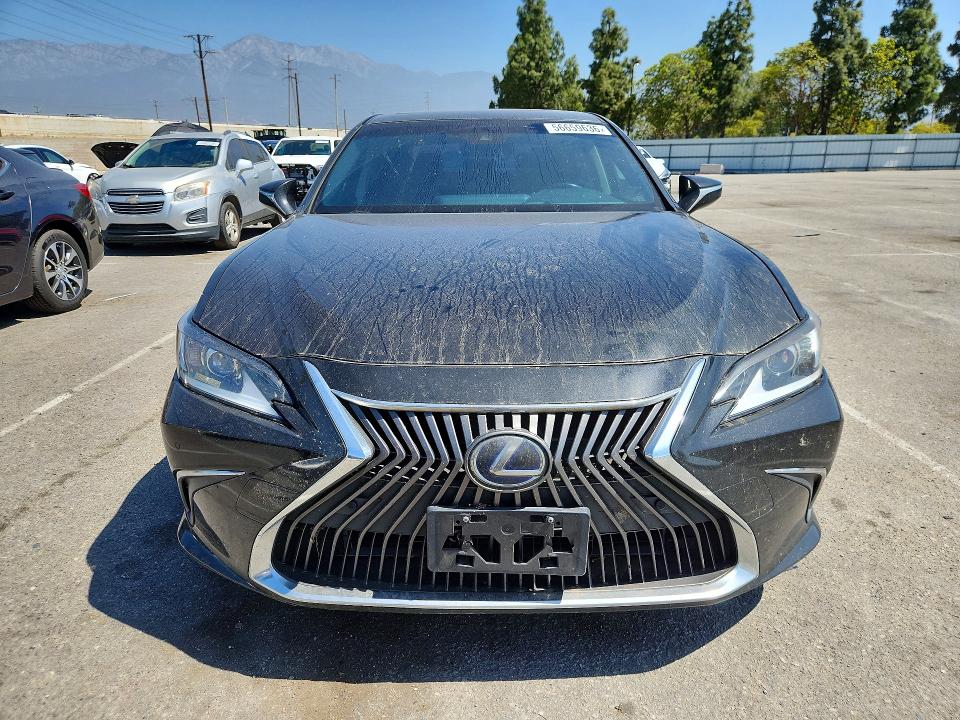 Продаж на аукціоні авто 2019 Lexus Es, vin: JTHB21B18K2004401, номер лоту: 56659636