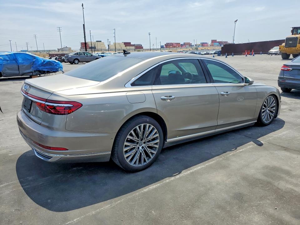 Продаж на аукціоні авто 2019 Audi A8, vin: WAU8DAF85KN017647, номер лоту: 55817596