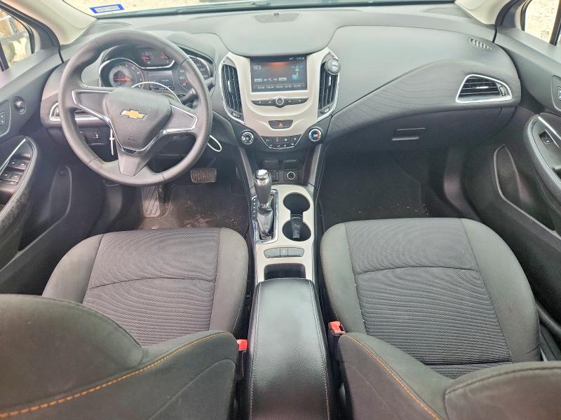 57135126 :رقم المزاد ، 1G1BC5SM6H7156486 vin ، 2017 Chevrolet Cruze مزاد بيع