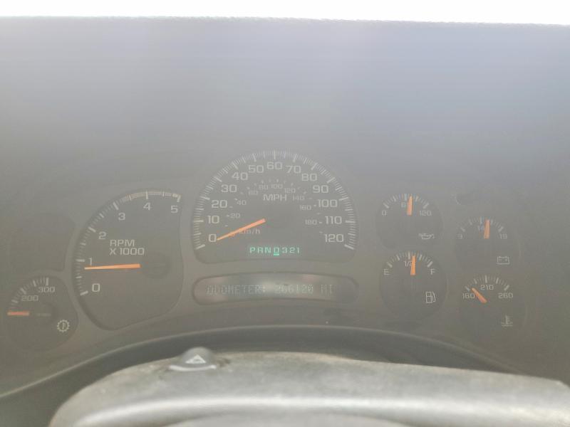 2004 Chevrolet Silverado მანქანა იყიდება აუქციონზე, vin: 1GCJK33284F223001, აუქციონის ნომერი: 58897316