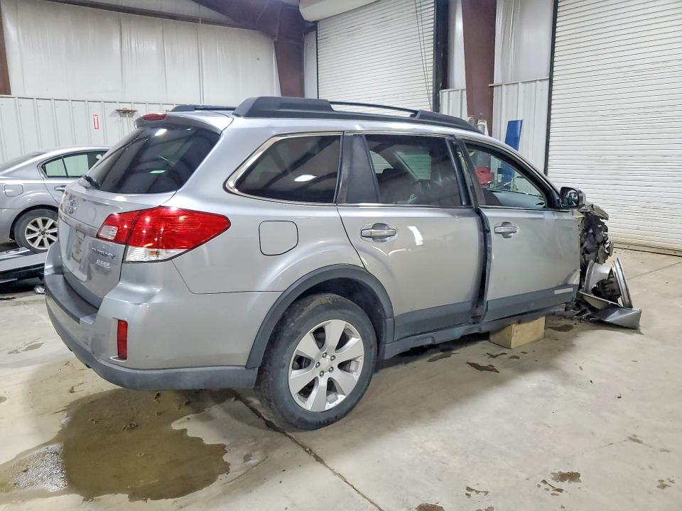 2011 Subaru Outback მანქანა იყიდება აუქციონზე, vin: 4S4BRBGC2B3356876, აუქციონის ნომერი: 57144336