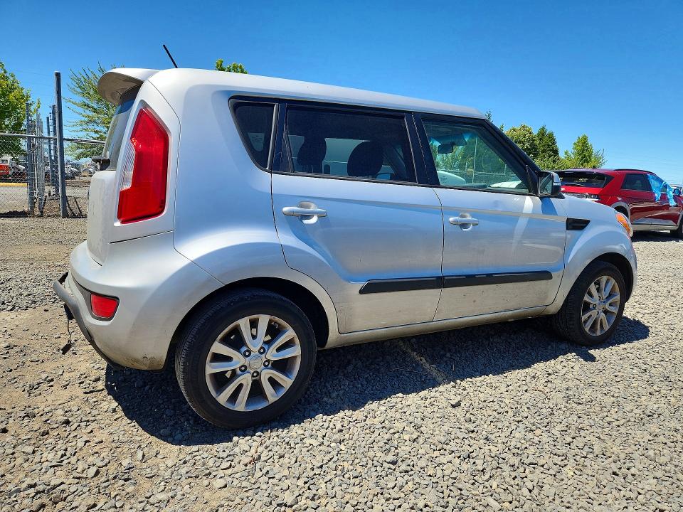 2013 Kia Soul მანქანა იყიდება აუქციონზე, vin: KNDJT2A69D7627125, აუქციონის ნომერი: 55061306
