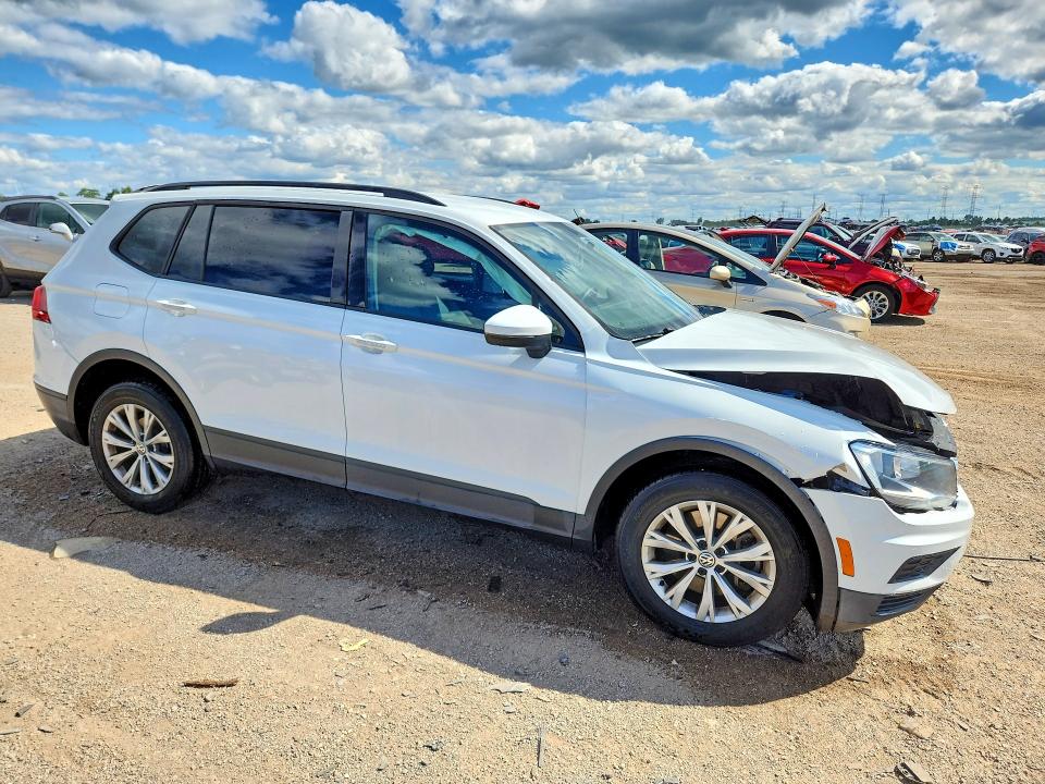 Продаж на аукціоні авто 2019 Volkswagen Tiguan, vin: 3VV0B7AX6KM050725, номер лоту: 57879636