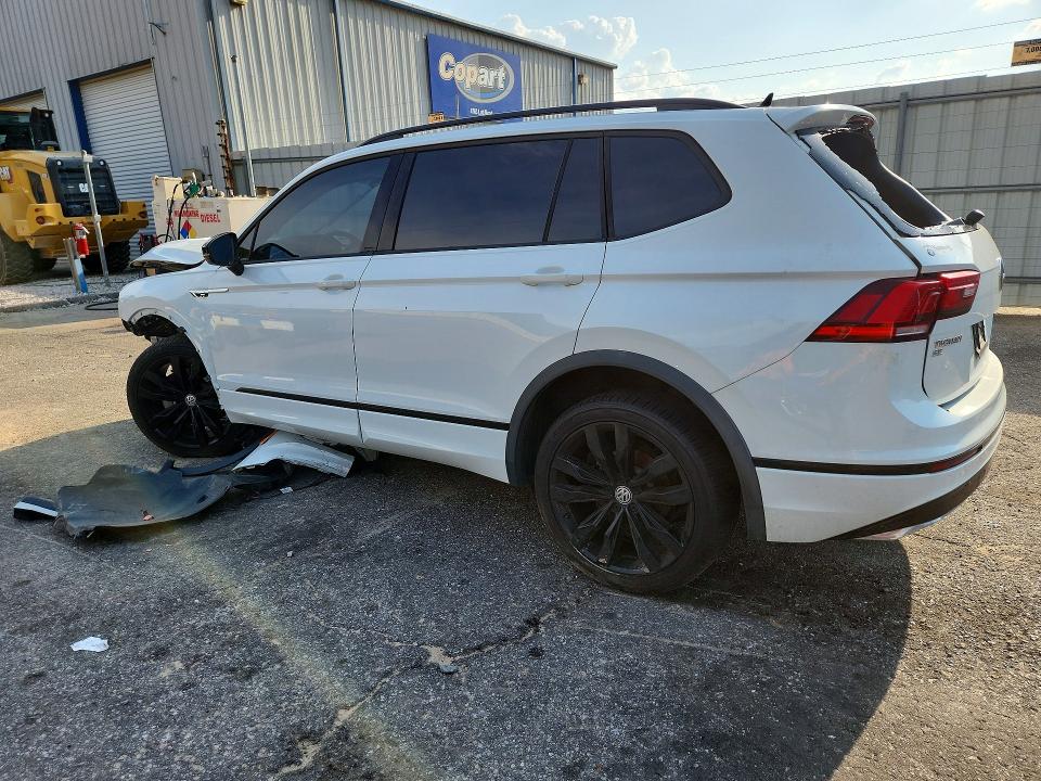 59319356 :رقم المزاد ، 3VV3B7AX1MM084975 vin ، 2021 Volkswagen Tiguan مزاد بيع