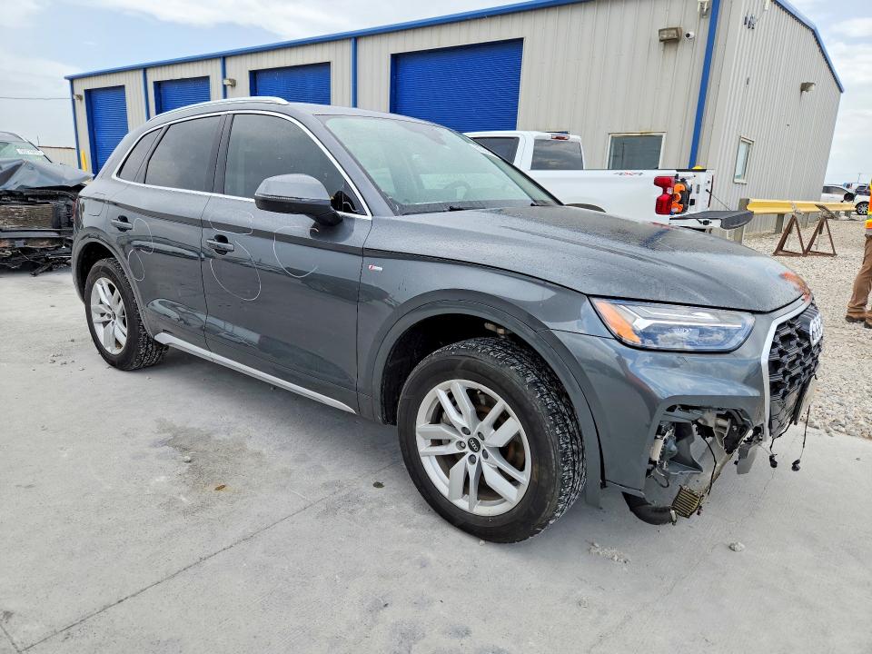 56324246 :رقم المزاد ، WA1GAAFY6P2115063 vin ، 2023 Audi Q5 مزاد بيع