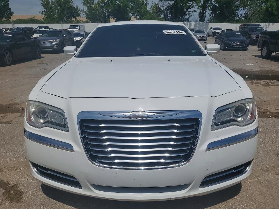 2013 Chrysler 300 მანქანა იყიდება აუქციონზე, vin: 2C3CCAAG7DH728426, აუქციონის ნომერი: 58896116