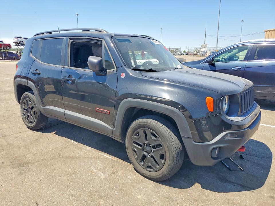 Продаж на аукціоні авто 2018 Jeep Renegade, vin: ZACCJBCB6JPH04931, номер лоту: 55561406