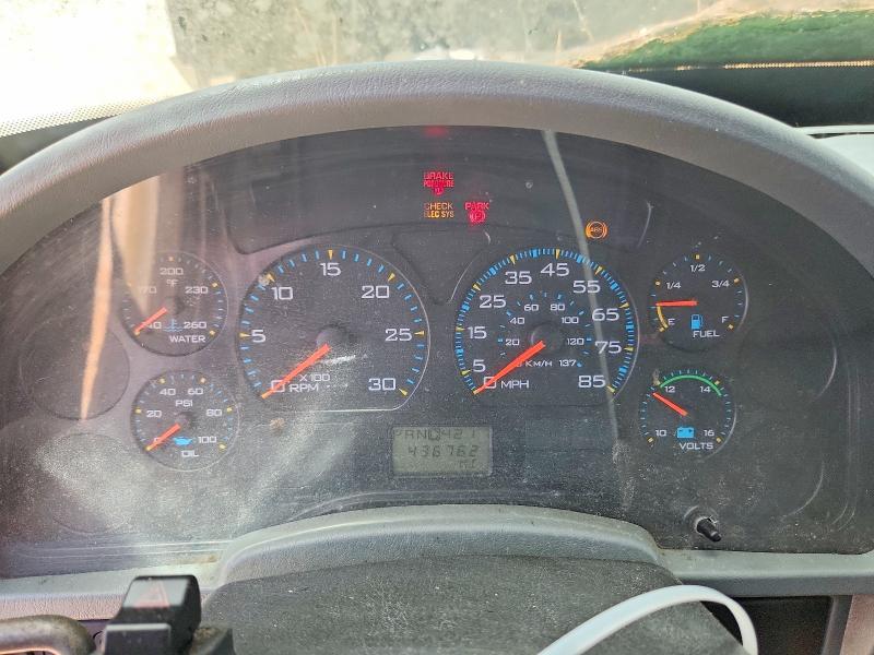 56071606 :رقم المزاد ، 1HTMMAAM02H506612 vin ، 2002 International 4300 مزاد بيع
