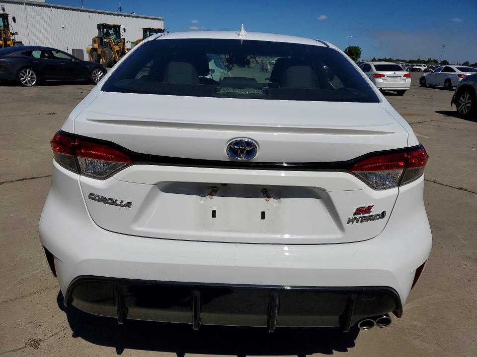 Продаж на аукціоні авто 2024 Toyota Corolla Hybrid, vin: JTDBCMFE8R3066883, номер лоту: 56703136