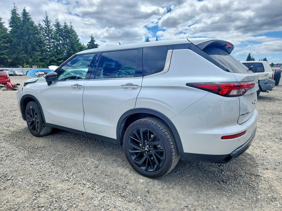 56032906 :رقم المزاد ، JA4J3UA82NZ078669 vin ، 2022 Mitsubishi Outlander مزاد بيع