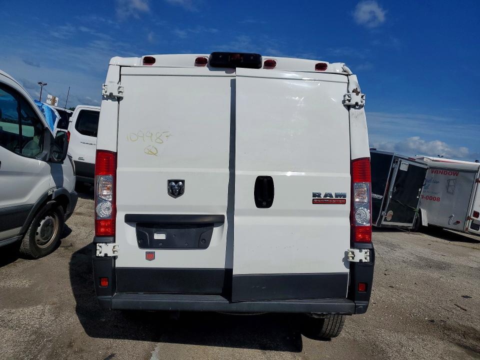 51760206 :رقم المزاد ، 3C6LRVAG1NE109987 vin ، 2022 Ram Promaster 1500 مزاد بيع