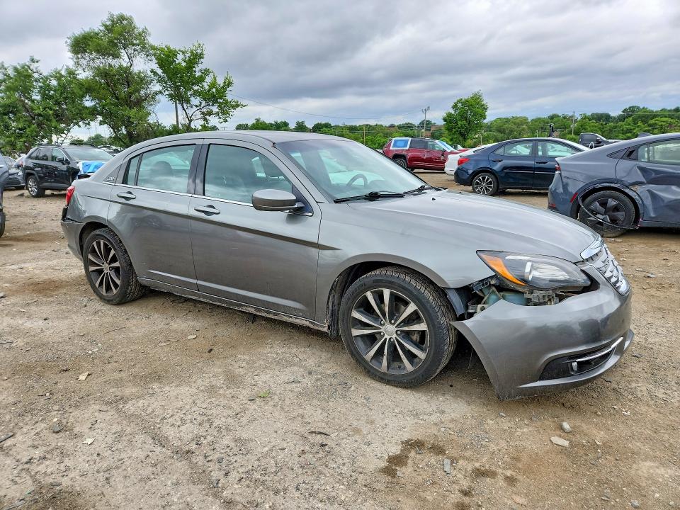 Aukcja sprzedaży 2013 Chrysler 200, vin: 1C3CCBCG3DN577515, numer aukcji: 56236106