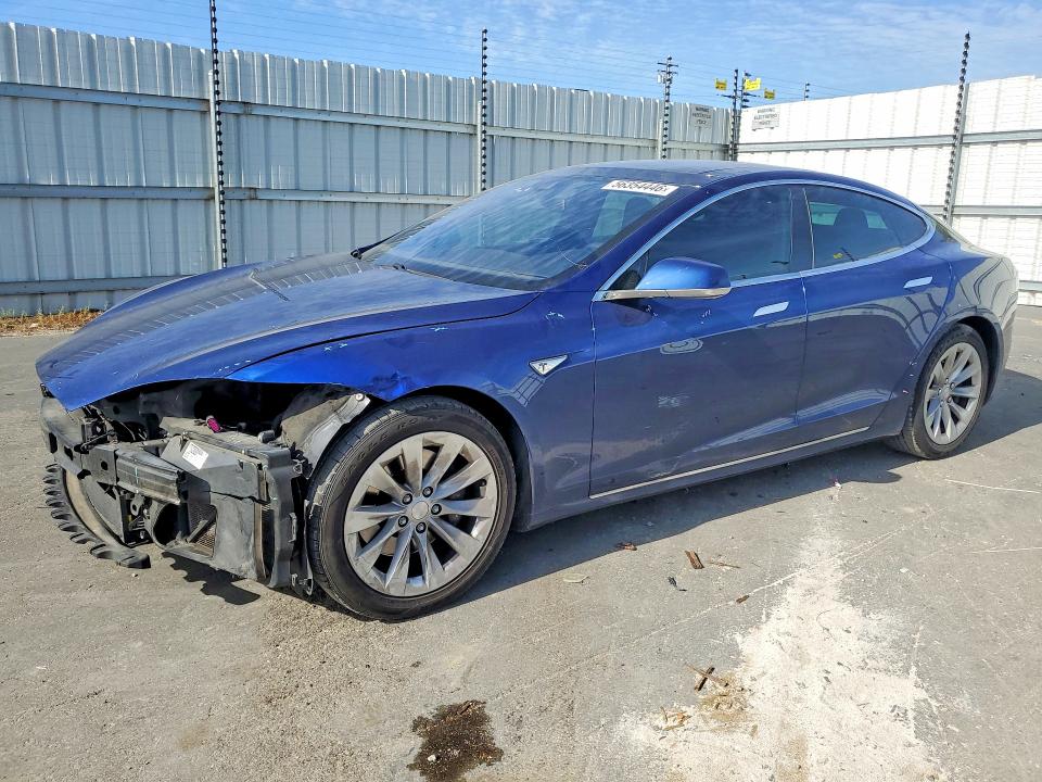 56354446 :رقم المزاد ، 5YJSA1E19GF160631 vin ، 2016 Tesla Model S مزاد بيع