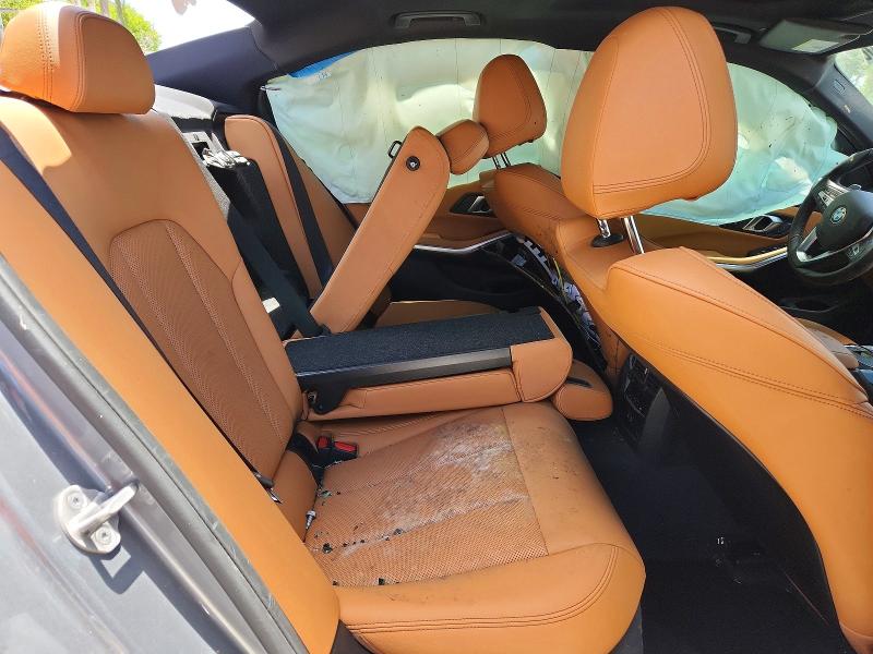 59379606 :رقم المزاد ، 3MW69FF01R8E82228 vin ، 2024 Bmw 330i مزاد بيع