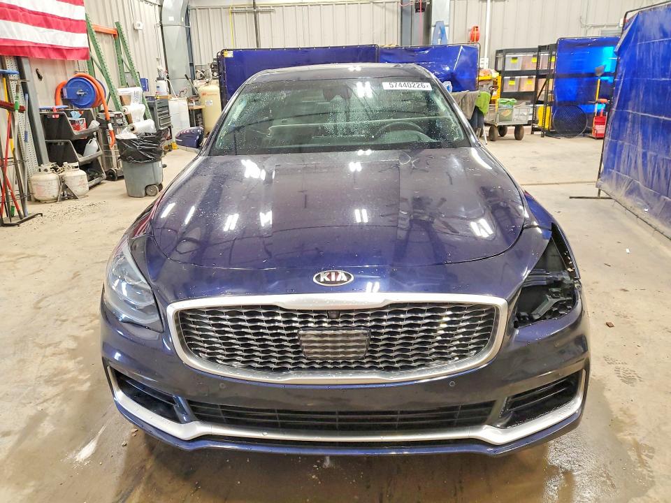 2019 Kia K900 მანქანა იყიდება აუქციონზე, vin: KNAS34J63K6008004, აუქციონის ნომერი: 57440226