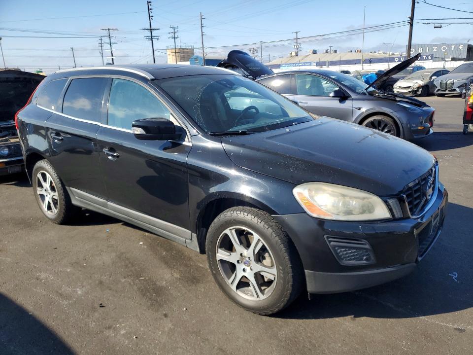 Продажа на аукционе авто 2013 Volvo Xc60, vin: YV4902DZ2D2449599, номер лота: 58400416