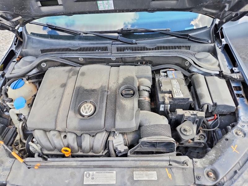 57222086 :رقم المزاد ، 3VWDP7AJ3DM201422 vin ، 2013 Volkswagen Jetta مزاد بيع