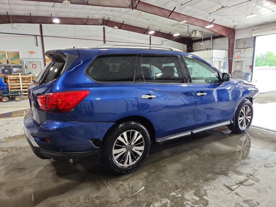 Продажа на аукционе авто 2017 Nissan Pathfinder, vin: 5N1DR2MNXHC644412, номер лота: 57658166