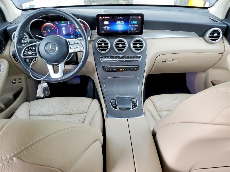 54679016 :رقم المزاد ، W1N0G5DB8LF800995 vin ، 2020 Mercedes-benz Glc مزاد بيع