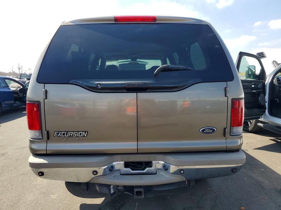 59336306 :رقم المزاد ، 1FMSU43F02EA77747 vin ، 2002 Ford Excursion مزاد بيع