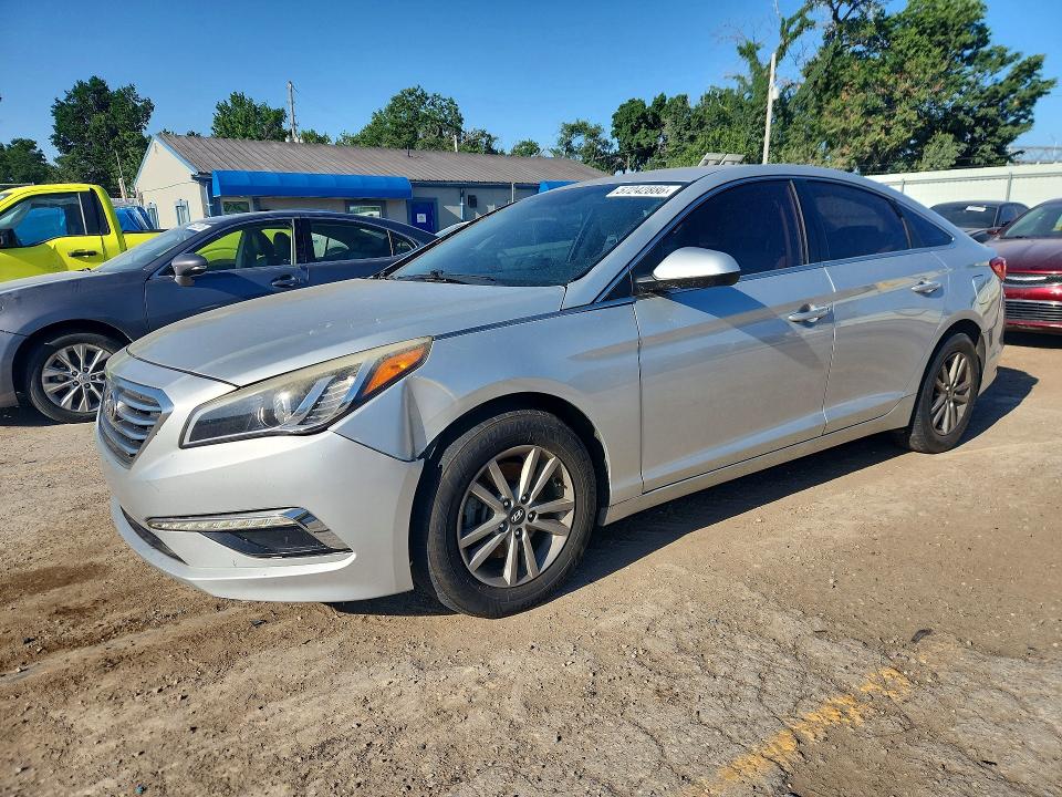 57242886 :رقم المزاد ، 5NPE24AF9FH137895 vin ، 2015 Hyundai Sonata مزاد بيع