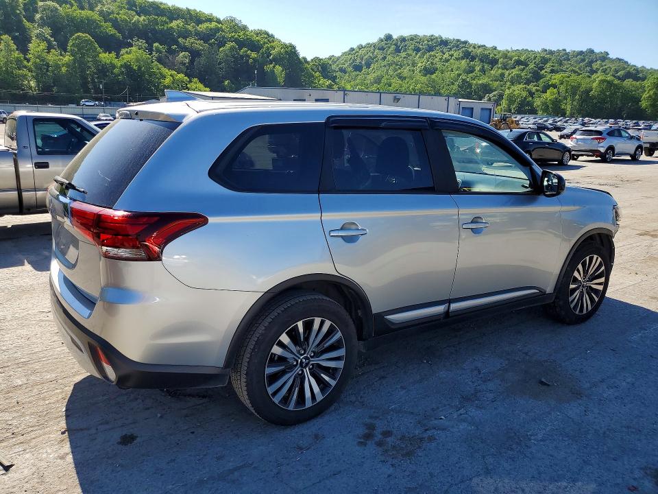 2020 Mitsubishi Outlander მანქანა იყიდება აუქციონზე, vin: JA4AZ3A38LZ047596, აუქციონის ნომერი: 55809576