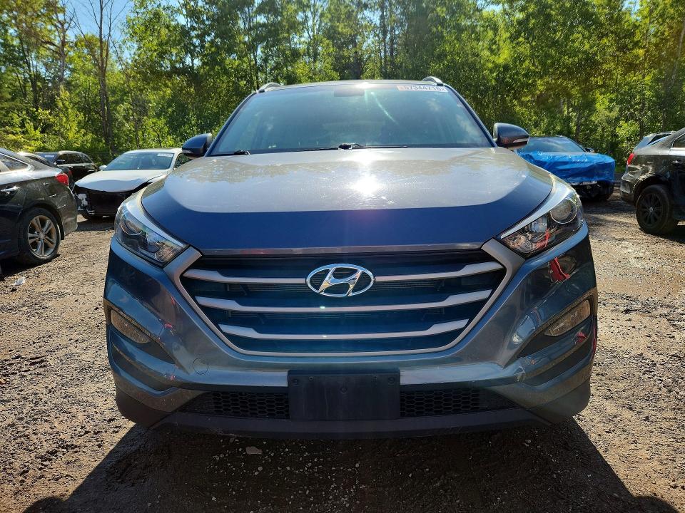 2016 Hyundai Tucson მანქანა იყიდება აუქციონზე, vin: KM8J33A44GU169001, აუქციონის ნომერი: 57344716