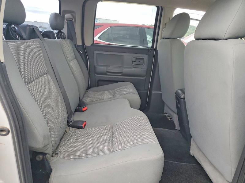 57302386 :رقم المزاد ، 1D7RE3GK0BS511691 vin ، 2011 Dodge Dakota مزاد بيع