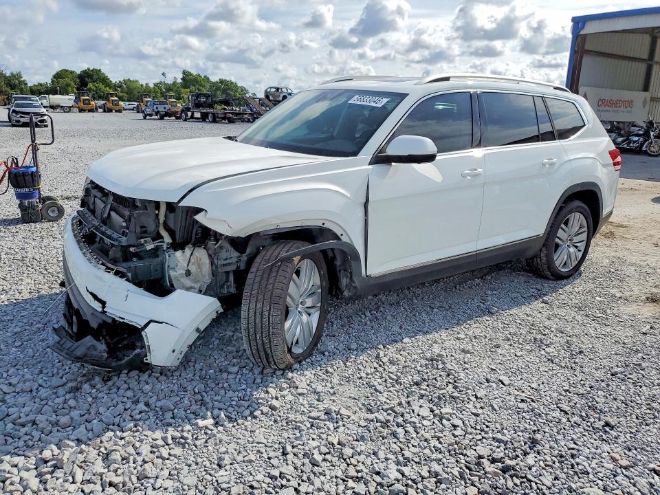 56833046 :رقم المزاد ، 1V2NR2CA1JC561558 vin ، 2018 Volkswagen Atlas مزاد بيع