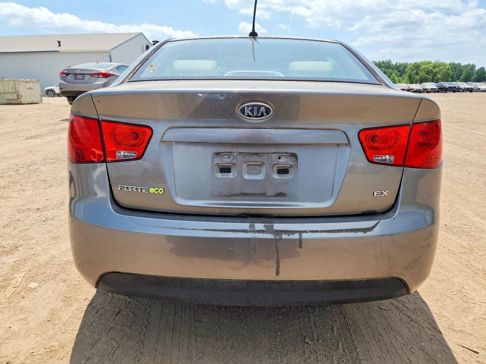 2012 Kia Forte მანქანა იყიდება აუქციონზე, vin: KNAFU4A20C5632846, აუქციონის ნომერი: 56410466