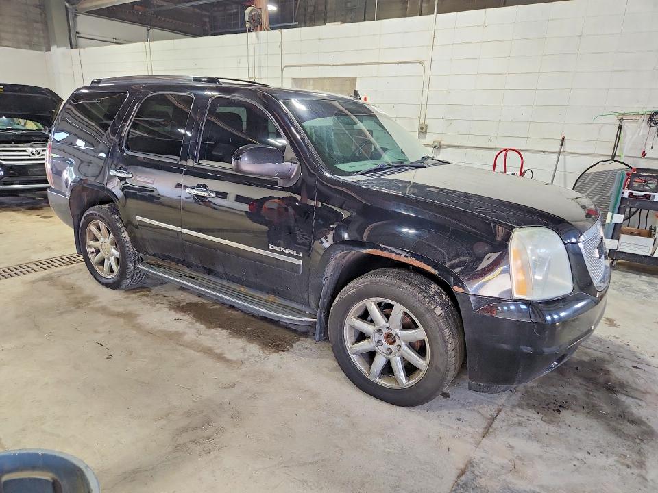 58570906 :رقم المزاد ، 1GKUKEEFXAR208720 vin ، 2010 Gmc Yukon مزاد بيع