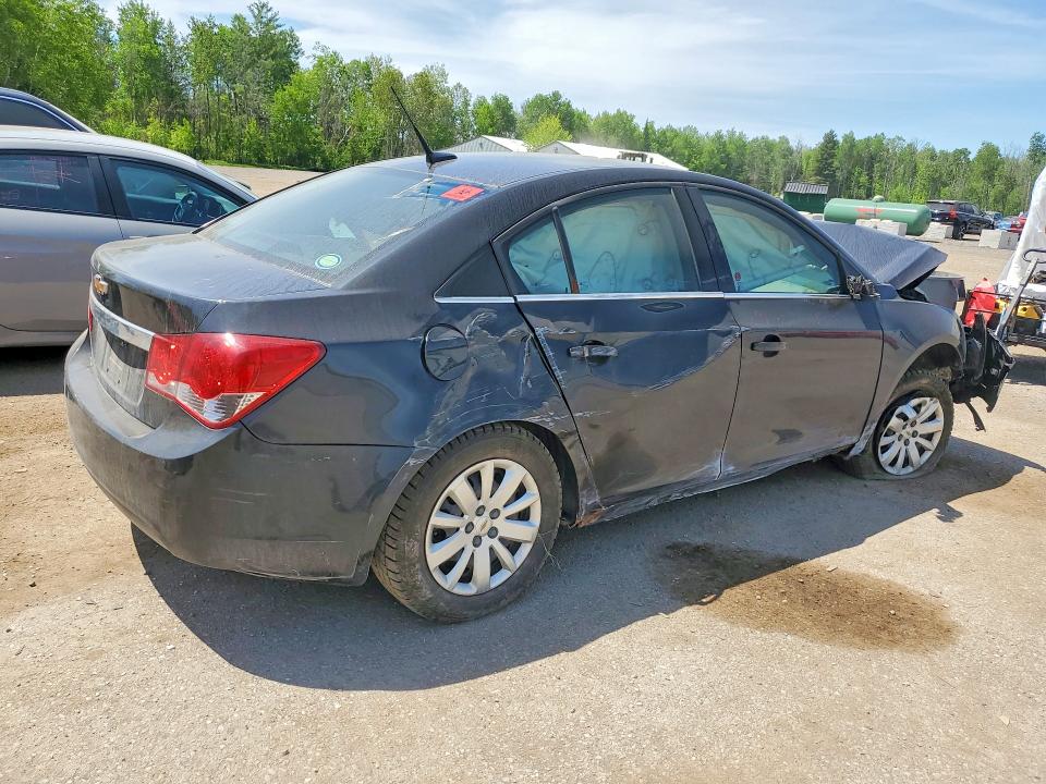 55902316 :رقم المزاد ، 1G1PA5SHXB7177038 vin ، 2011 Chevrolet Cruze مزاد بيع