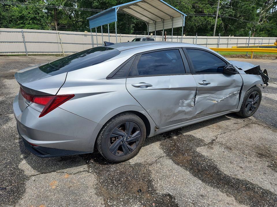 2021 Hyundai Elantra მანქანა იყიდება აუქციონზე, vin: 5NPLM4AG0MH010735, აუქციონის ნომერი: 57828936