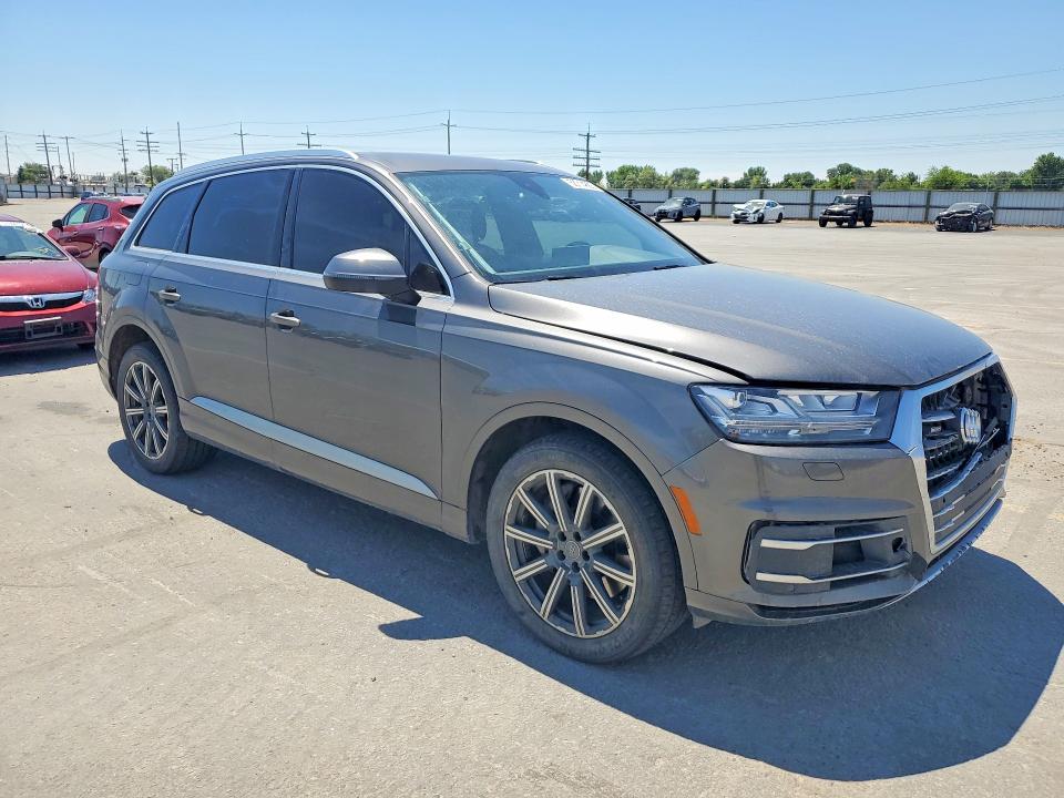 2018 Audi Q7 მანქანა იყიდება აუქციონზე, vin: WA1LAAF76JD040561, აუქციონის ნომერი: 56714886