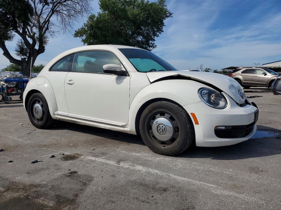Продаж на аукціоні авто 2013 Volkswagen Beetle, vin: 3VWJP7AT1DM690889, номер лоту: 57775216