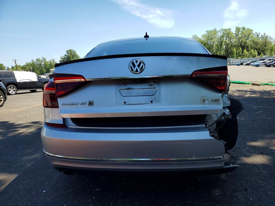 Продаж на аукціоні авто 2017 Volkswagen Passat, vin: 1VWBT7A31HC035672, номер лоту: 58261246