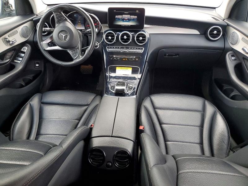 59152056 :رقم المزاد ، WDC0G4JB9HF172775 vin ، 2017 Mercedes-benz Glc مزاد بيع