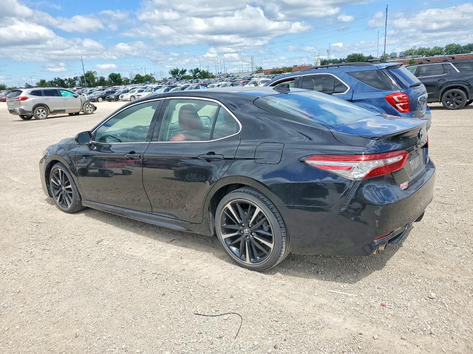 Продажа на аукционе авто 2018 Toyota Camry, vin: 4T1BZ1HK4JU013480, номер лота: 57152916
