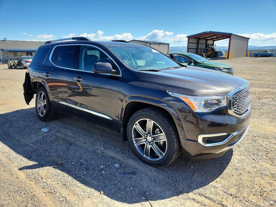 57140946 :رقم المزاد ، 1GKKNXLS1JZ108564 vin ، 2018 Gmc Acadia مزاد بيع