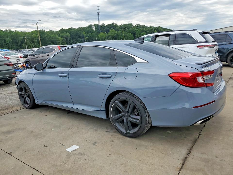 57490096 :رقم المزاد ، 1HGCV1F37NA108320 vin ، 2022 Honda Accord مزاد بيع