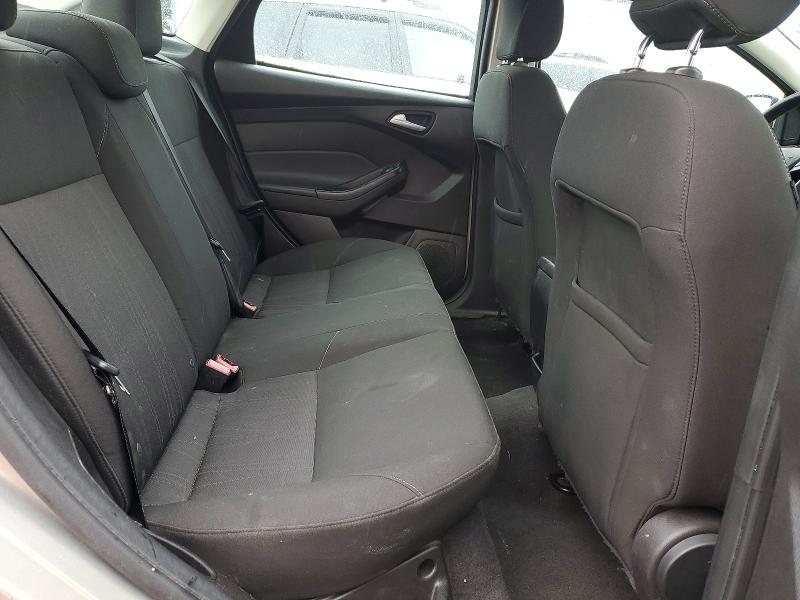 56654606 :رقم المزاد ، 1FADP3F27FL282917 vin ، 2015 Ford Focus مزاد بيع
