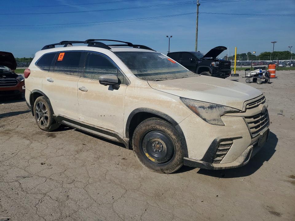 Продаж на аукціоні авто 2023 Subaru Ascent, vin: 4S4WMAWD0P3418691, номер лоту: 55947826
