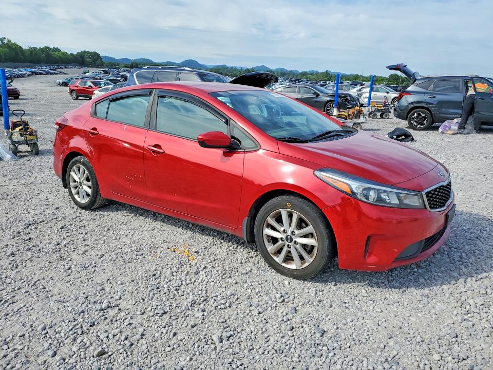 2017 Kia Forte მანქანა იყიდება აუქციონზე, vin: 3KPFL4A70HE103426, აუქციონის ნომერი: 57632796