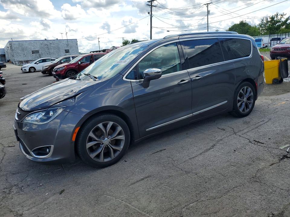 Продажа на аукционе авто 2017 Chrysler Pacifica, vin: 2C4RC1GG0HR744982, номер лота: 58334106
