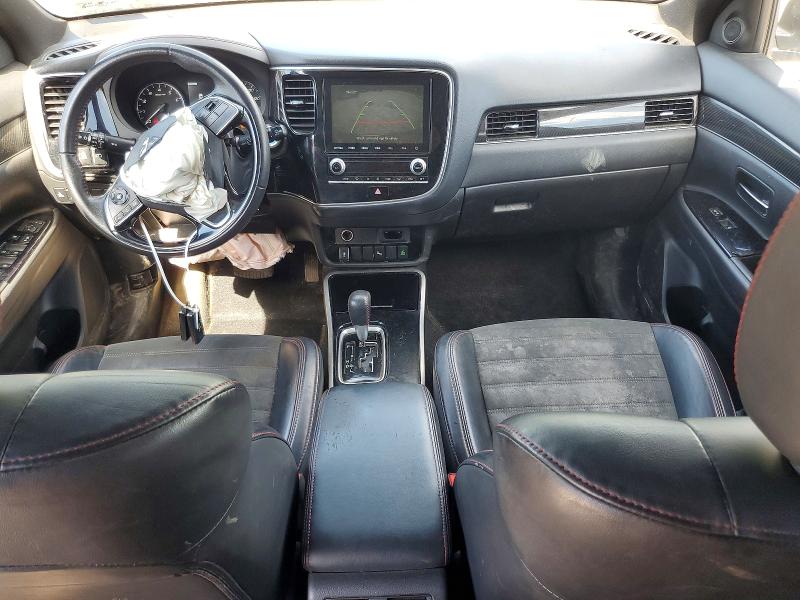 2020 Mitsubishi Outlander მანქანა იყიდება აუქციონზე, vin: JA4AZ3A34LZ006852, აუქციონის ნომერი: 56315106