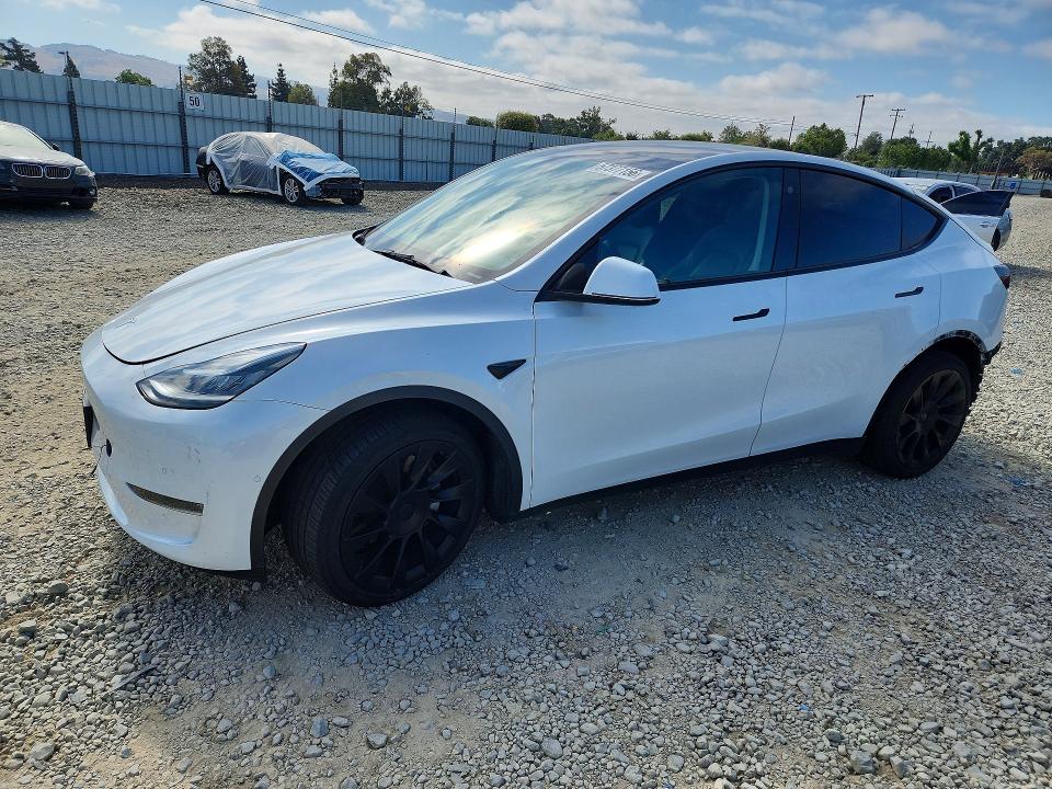 2021 Tesla Model Y მანქანა იყიდება აუქციონზე, vin: 5YJYGDEE8MF218267, აუქციონის ნომერი: 57377156